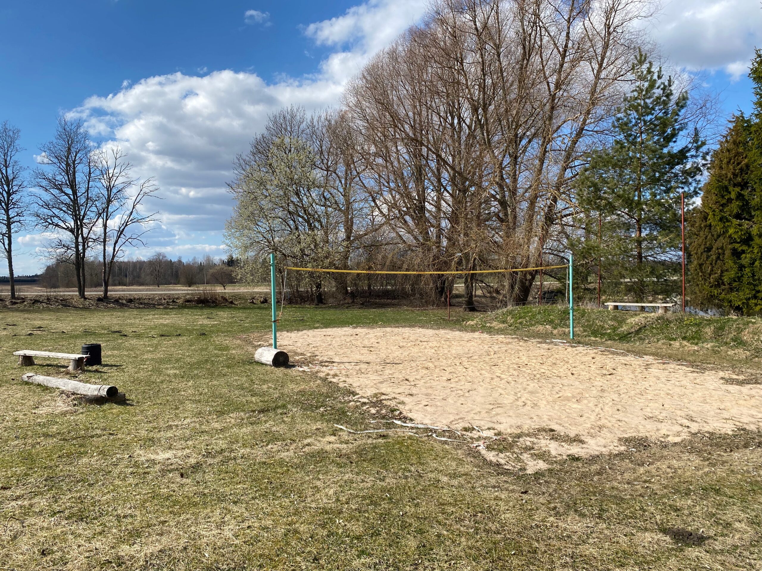 “Võrguplatsid korda!” raames tehakse üle Eesti korda kümme võrkpalliväljakut!